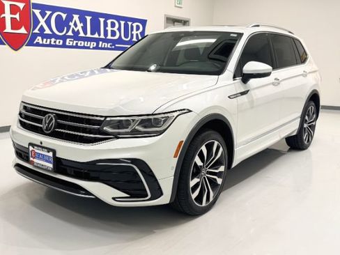 Used 2022 Volkswagen Tiguan SEL R-Line AWD/4WD image 6