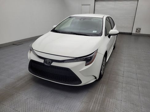 Used 2020 Toyota Corolla LE image 15
