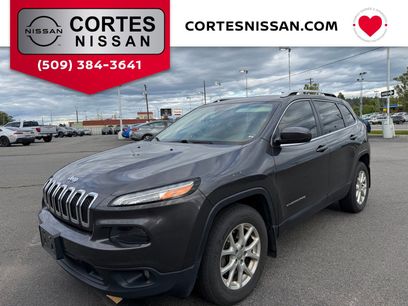 Used 2016 Jeep Cherokee Latitude w/ Comfort/Convenience Group
