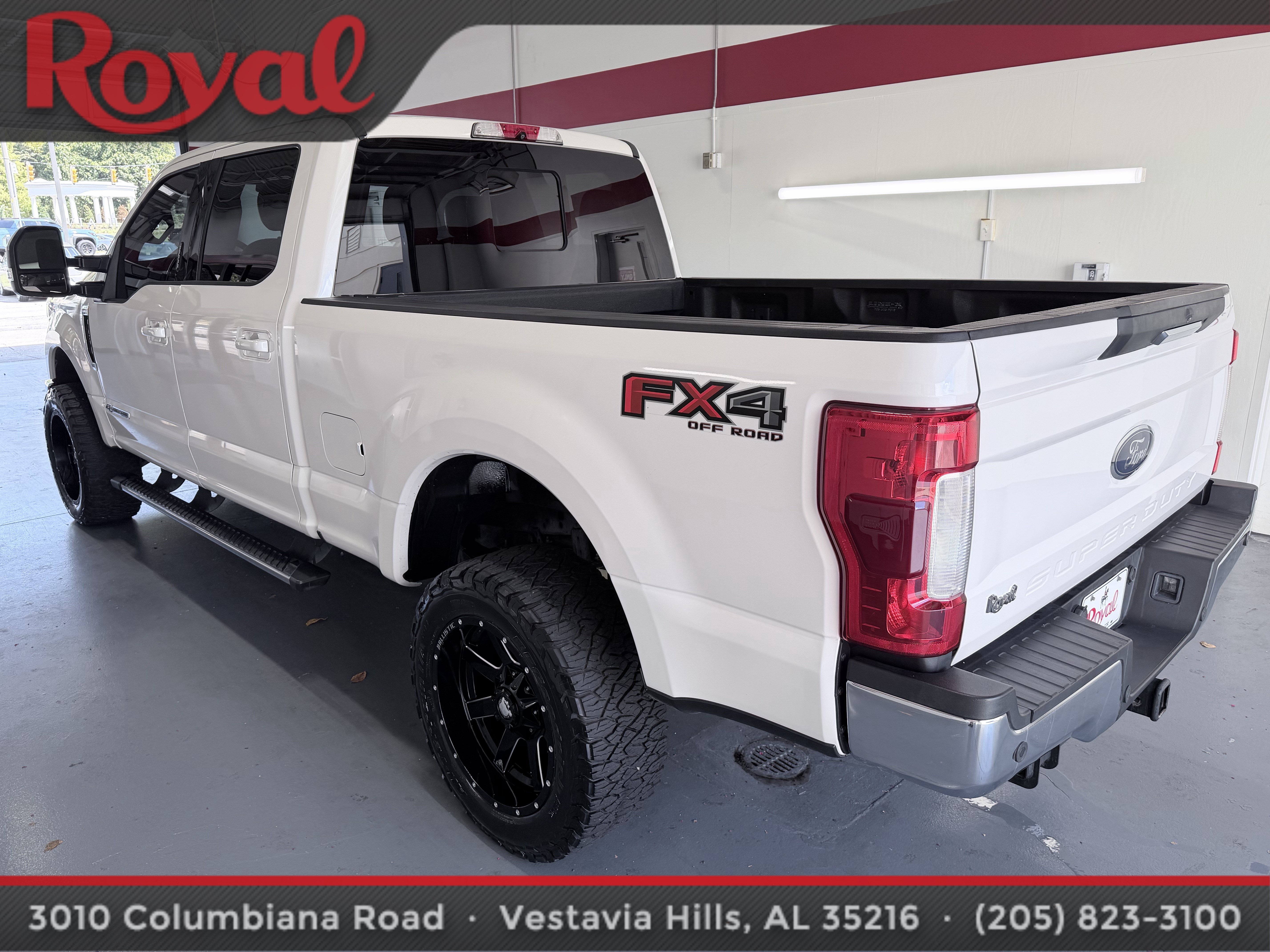 Used 2017 Ford F250 Lariat w/ Lariat Value Package AWD/4WD image 7