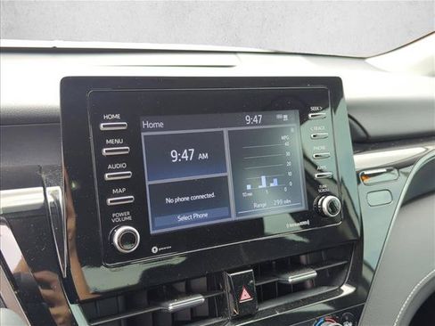 Used 2024 Toyota Camry SE FWD image 18