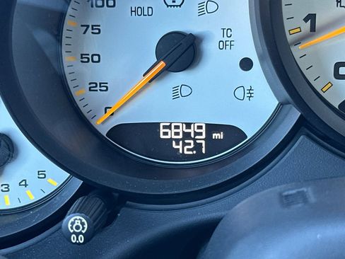 Used 2019 Porsche 911 GT3 RS image 32