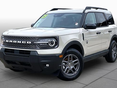 Used 2025 Ford Bronco Sport Big Bend w/ Convenience Package image 2