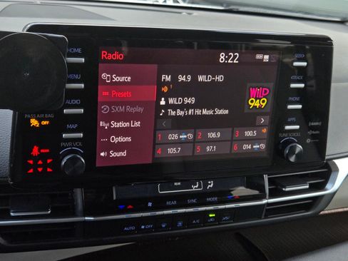 Certified 2023 Toyota Sienna LE FWD image 15