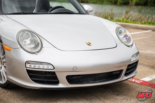 Used 2009 Porsche 911 Carrera RWD image 17