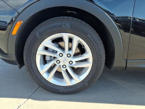 Used 2025 Buick Envista Preferred w/ Convenience II Package image 9