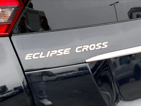 Used 2020 Mitsubishi Eclipse Cross SE image 9