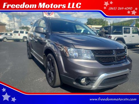 Used 2019 Dodge Journey Crossroad w/ Driver Convenience Group image 1