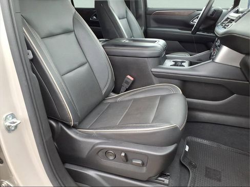 Used 2021 Chevrolet Tahoe Premier image 16