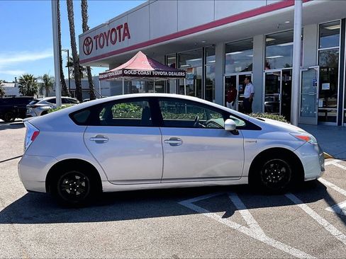 Used 2015 Toyota Prius Three FWD image 7