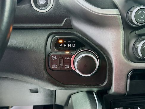 Used 2019 RAM 1500 Big Horn image 17