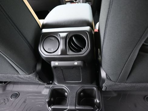 New 2026 Jeep Gladiator Willys AWD/4WD image 29