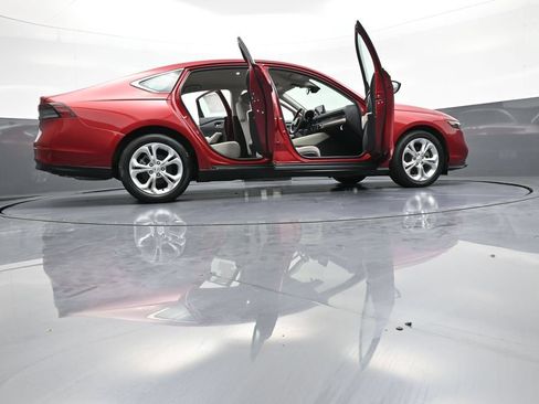 Certified 2023 Honda Accord LX image 47