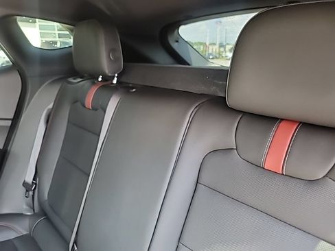 Used 2024 Chevrolet Trax RS w/ Sunroof Package FWD image 13