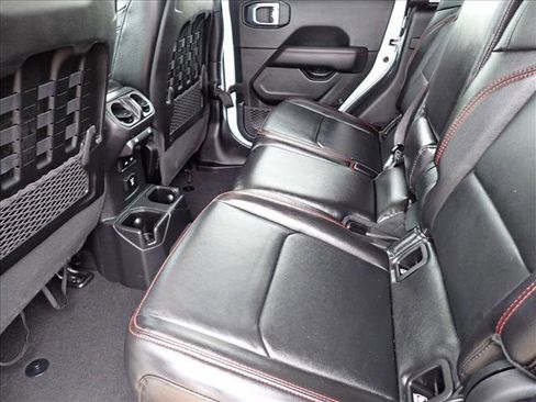 Used 2021 Jeep Gladiator Rubicon image 8