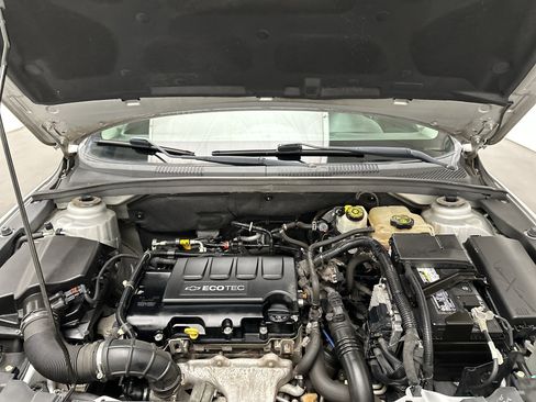 Used 2013 Chevrolet Cruze LT image 32