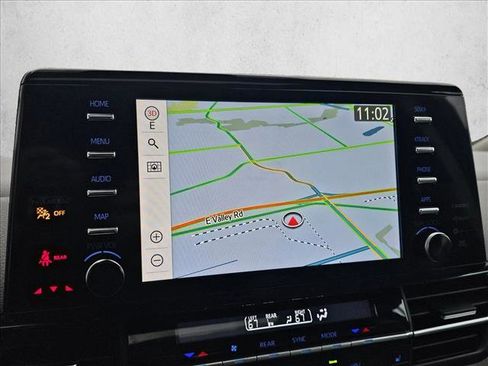 Used 2023 Toyota Sienna XLE image 25