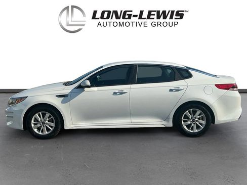 Used 2017 Kia Optima LX FWD image 2