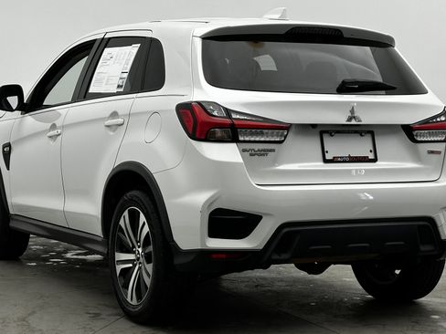 Used 2021 Mitsubishi Outlander Sport ES image 5