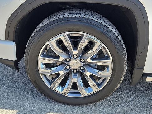 Used 2024 GMC Sierra 1500 Denali RWD image 13