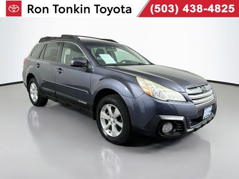 Used 2014 Subaru Outback 2.5i Premium AWD/4WD image 1
