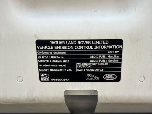 Used 2022 Land Rover Range Rover Velar R-Dynamic S AWD/4WD image 31