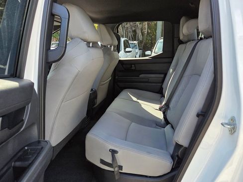 Used 2024 Toyota Tacoma SR5 w/ SR5 Upgrade Package image 11