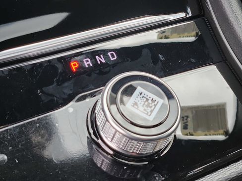 New 2025 Jeep Grand Cherokee 4WD image 11