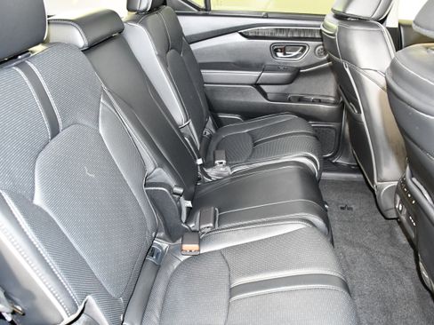 Certified 2025 Honda Pilot Elite image 45