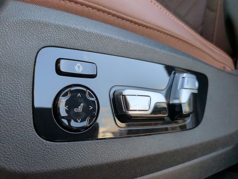 Certified 2024 BMW X5 xDrive50e w/ M Sport Package AWD/4WD image 29
