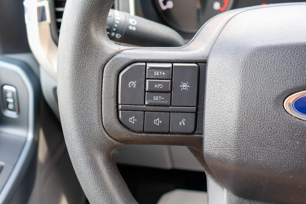 Used 2023 Ford F150 XLT AWD/4WD image 12