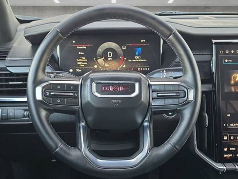 Used 2025 GMC Acadia Elevation image 21