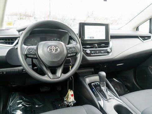 Used 2023 Toyota Corolla LE w/ Carpet Mat Package (TMS) image 13