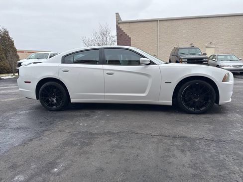 Used 2011 Dodge Charger R/T image 8