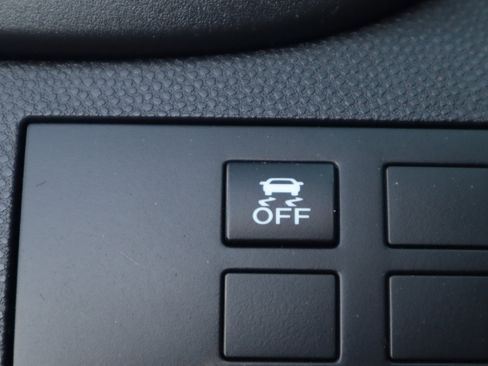 Used 2013 MAZDA MAZDA2 Sport image 52