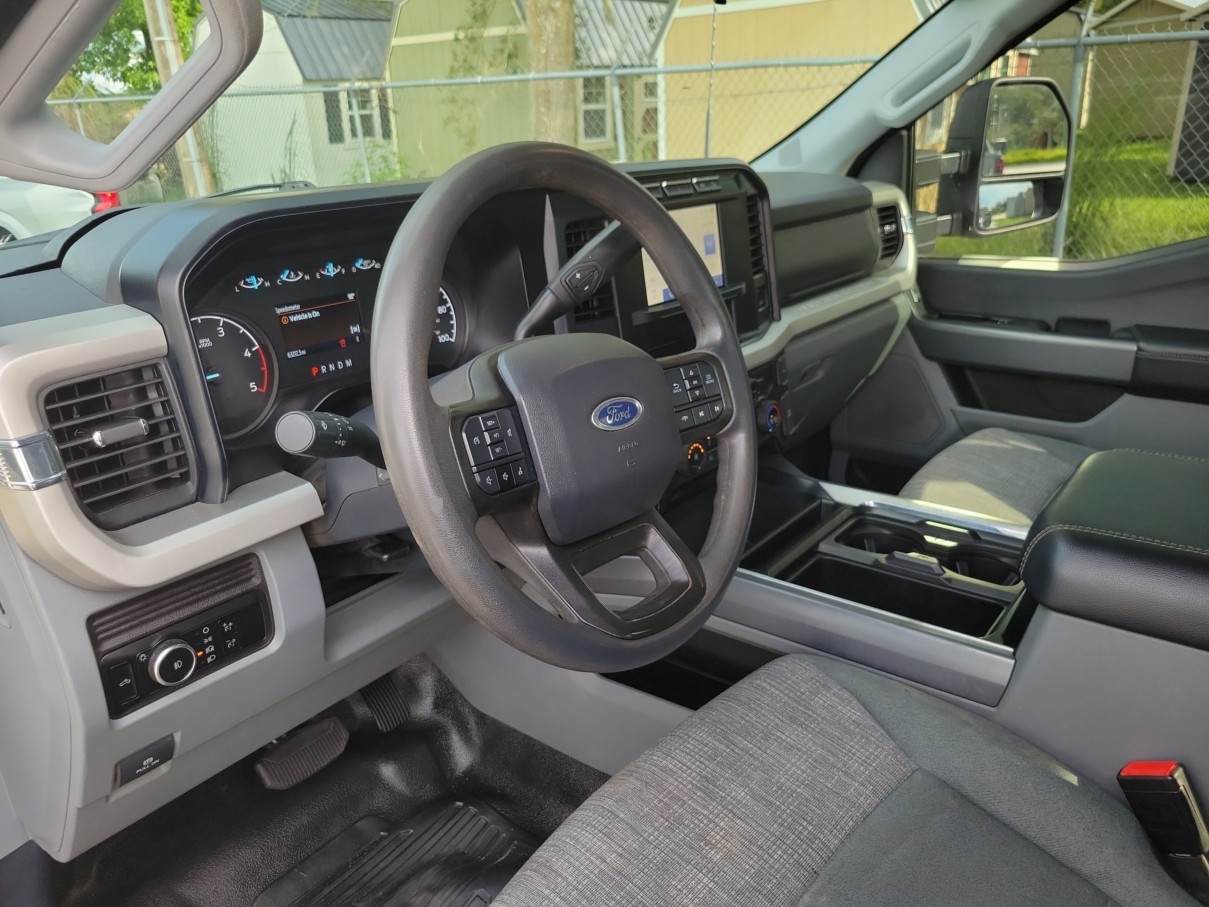 Used 2024 Ford F350 XLT w/ FX4 Off-Road Package AWD/4WD image 12