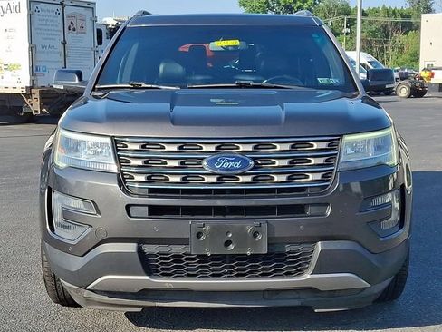 Used 2016 Ford Explorer XLT w/ Equipment Group 202A AWD/4WD image 5