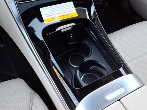 New 2026 Mercedes-Benz GLC 300 image 7