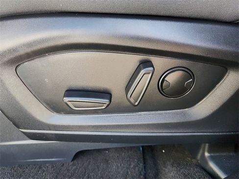 Used 2025 Ford Explorer Active image 14