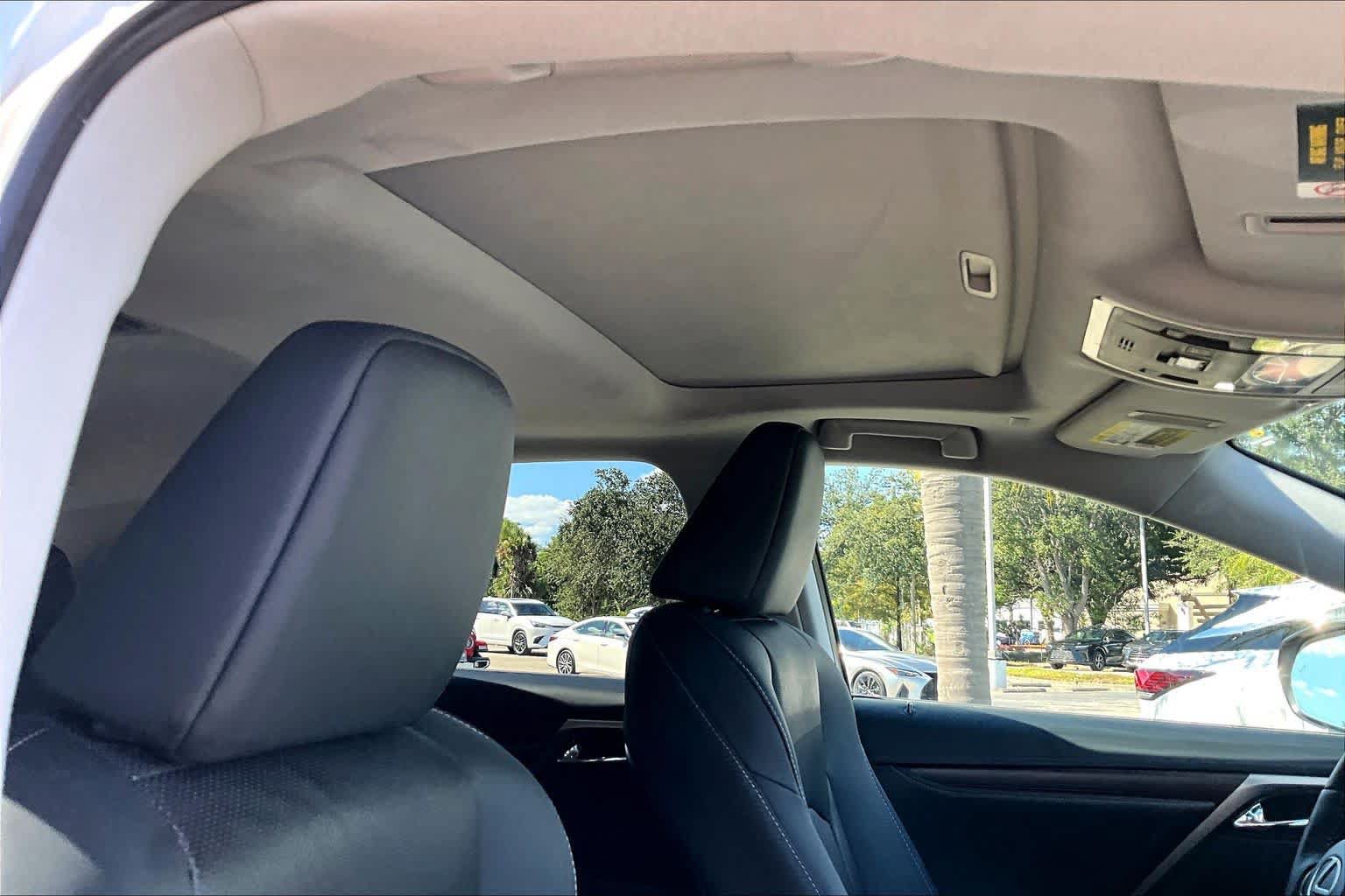Used 2022 Lexus RX 350 FWD w/ Premium Package image 14