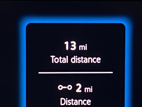 New 2025 Volkswagen Tiguan SE image 18