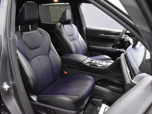 Used 2026 INFINITI QX60 Sport w/ Dark Cargo Package AWD/4WD image 14