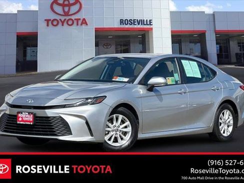Certified 2025 Toyota Camry LE FWD image 1