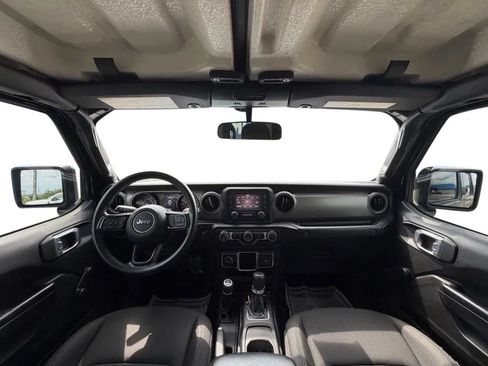 Used 2021 Jeep Gladiator Sport AWD/4WD image 10