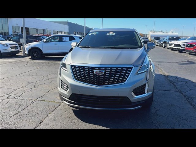 Certified 2024 Cadillac XT5 Premium Luxury w/ LPO, Floor Liner Package AWD/4WD image 3