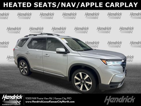 Used 2023 Honda Pilot Elite image 1