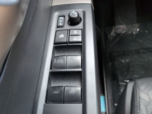 Used 2024 Toyota Tundra Limited AWD/4WD image 22