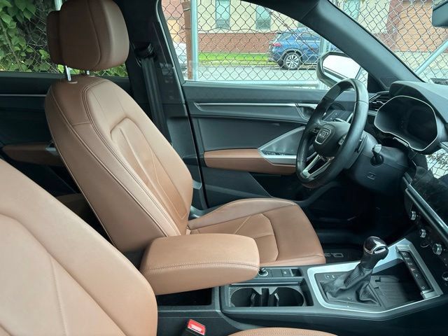 Certified 2024 Audi Q3 2.0T Premium Plus AWD/4WD image 10