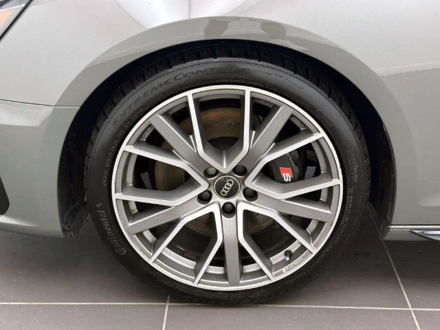 Used 2023 Audi S4 Premium Plus w/ Premium Plus Package AWD/4WD image 8