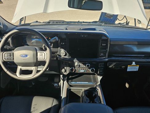 New 2026 Ford F250 Lariat w/ Black Appearance Package image 22